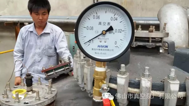 客戶工程師一起現(xiàn)場(chǎng)調(diào)試